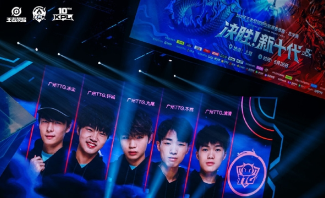 端的多样手 端的多样手