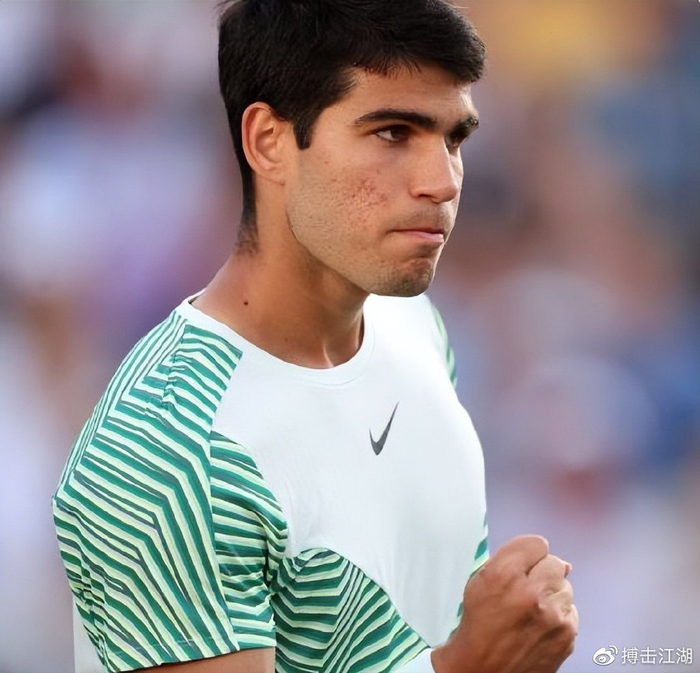 铁在其商业 铁在其商业