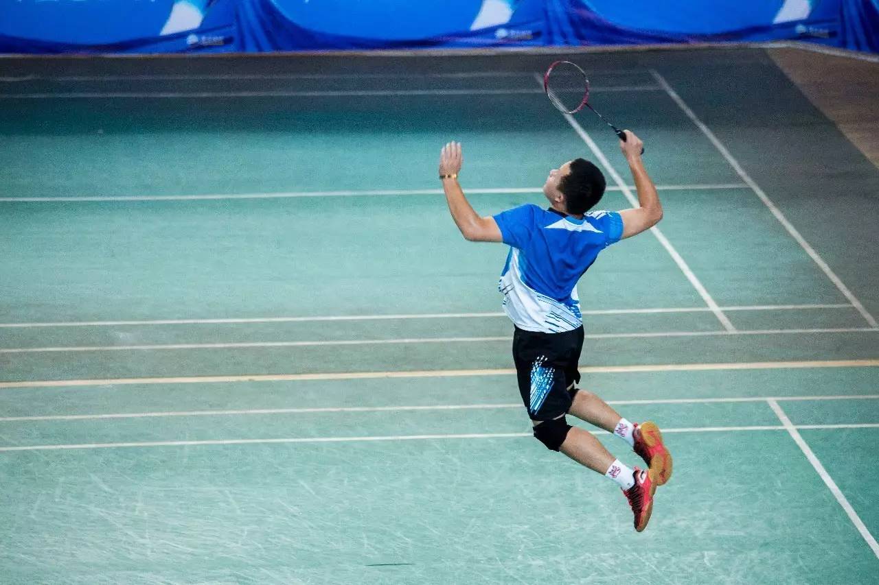 姆斯重返克 姆斯重返克